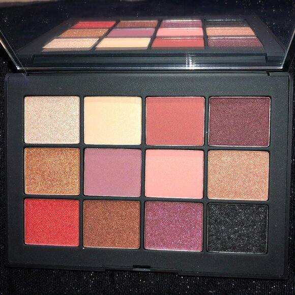 NARS Extreme Effects Eyeshadow Palette - Picture 1 of 6